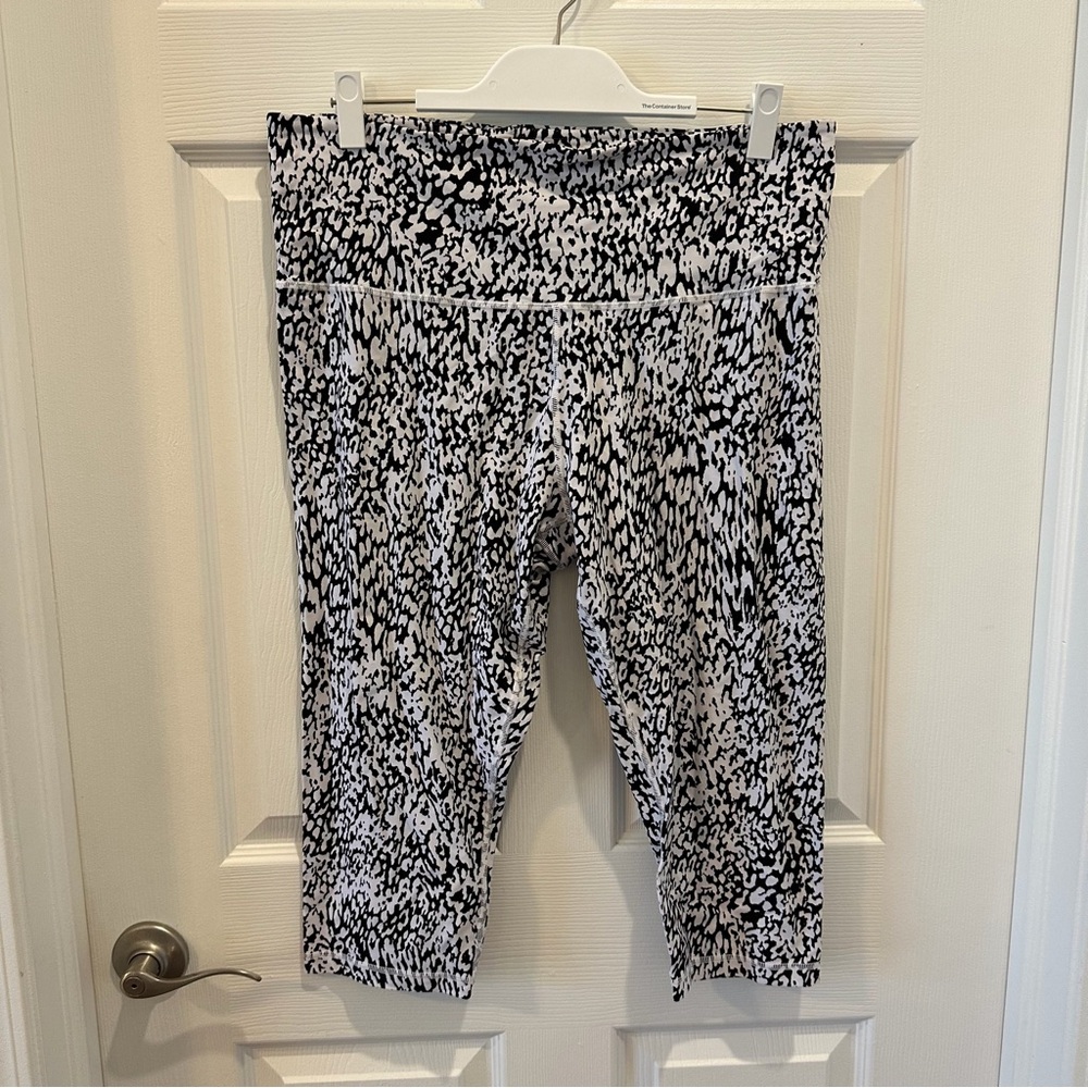 EUC Athleta 2X Elation Capri
